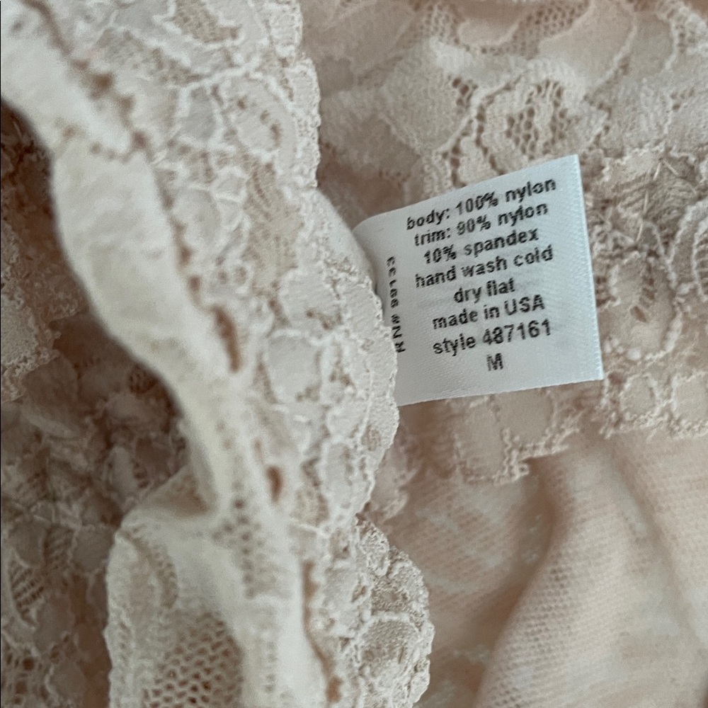 NWOT  Hanky Panky Rose Pink Lace Underwire Bra with Nude Lace Bandeau - Picture 8 of 9
